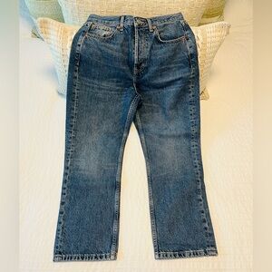 🩵Topshop High-Rise “EDITOR” Straight Leg Jeans NWOT, 
Size 28